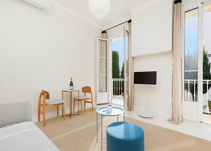 Apartmán Yello Yourhosthelper *