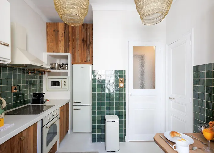 Yello Yourhosthelper Apartmán